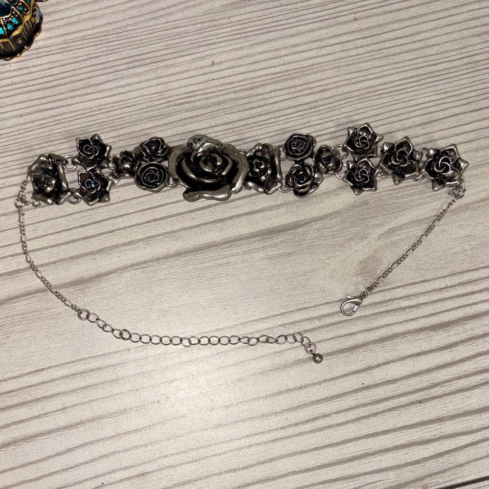 Silver Rose Choker Necklace